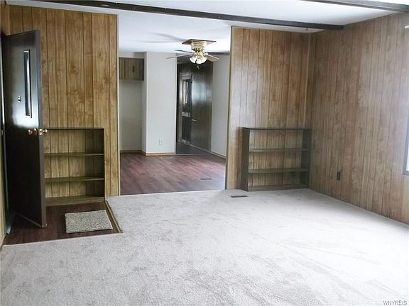 3rd image of 1094 Brookwood Dr