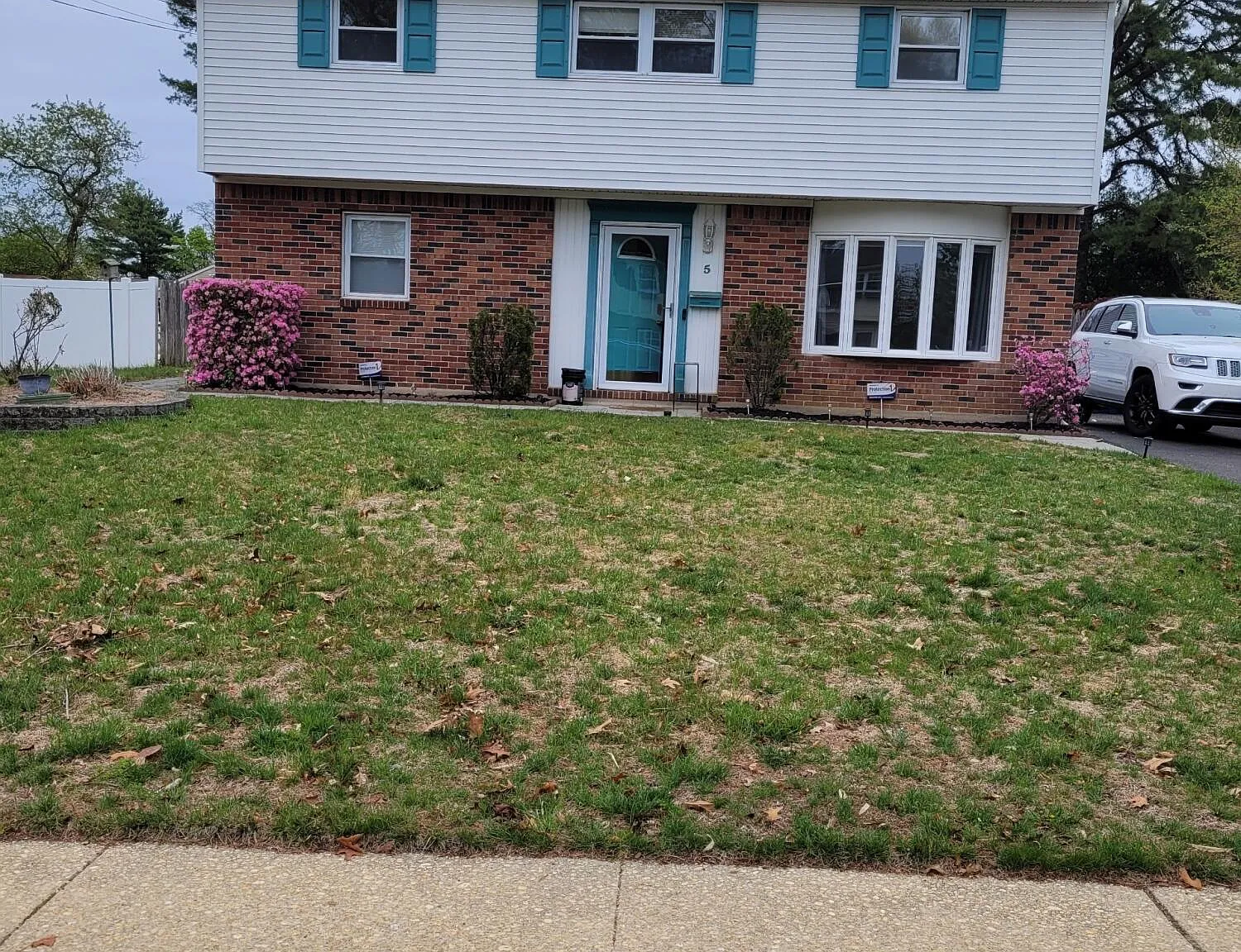 4 bed, 1.5 bath, 1368 sqft, $2,800 — Photo 1