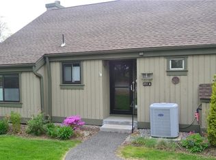 321 Heritage Vlg #A, Southbury, CT 06488