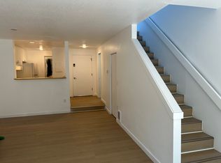 2526 NE 195th St #2, Seattle, WA 98155