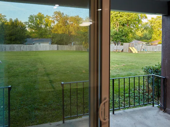 Tudor Park, 100 Park Ave #103PARKA, Morris, IL 60450