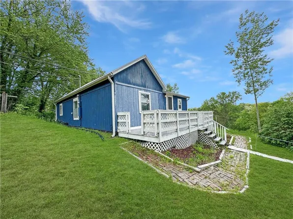 719 Southwest Blvd, Lexington, MO 64067