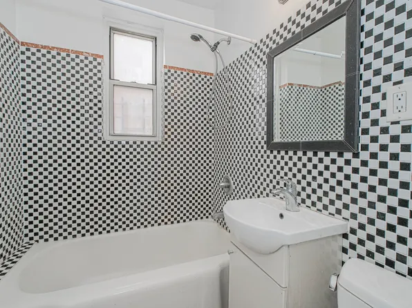 36 Dahill Road image 10 of 25