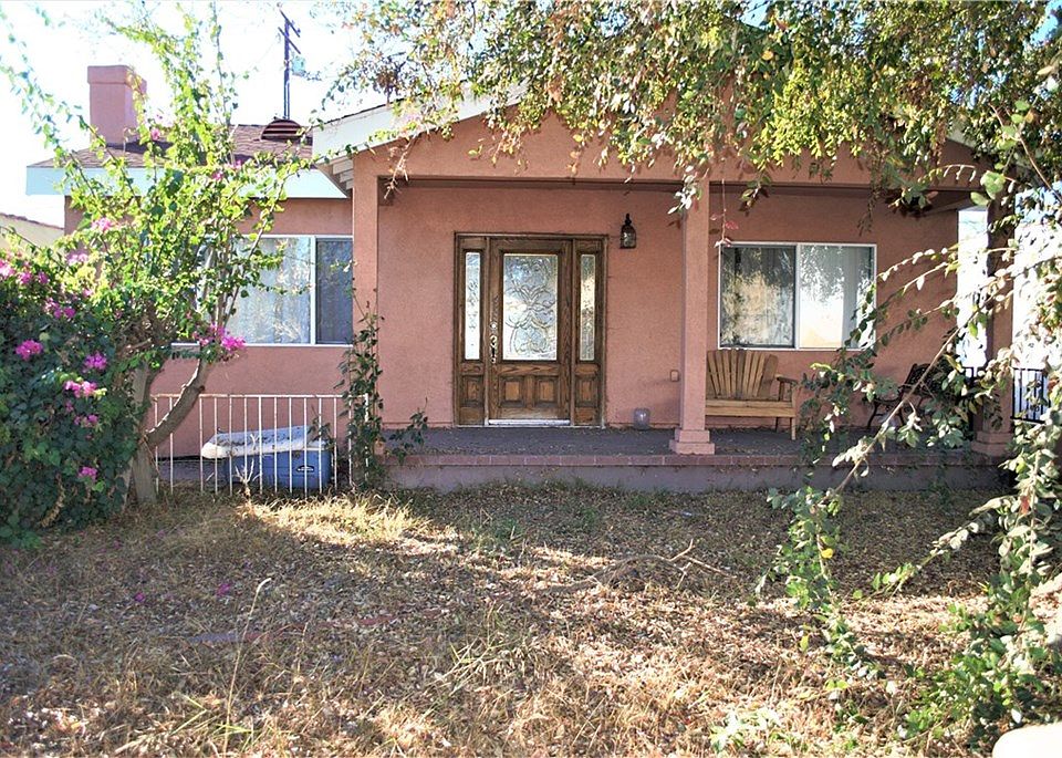 1st image of 2418 Cudahy St