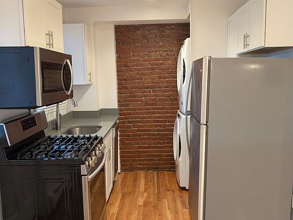 2nd image of 775 Tremont St APT 3