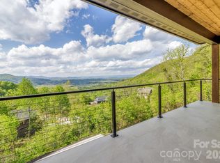 134 View Ridge Pkwy, Leicester, NC 28748