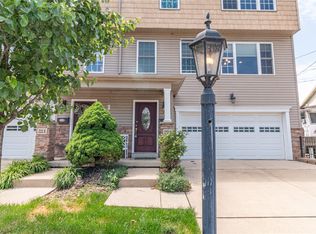 222 Arch St UNIT F, Verona, PA 15147