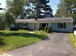 8 Weepecket Ln, Wareham, MA 02571