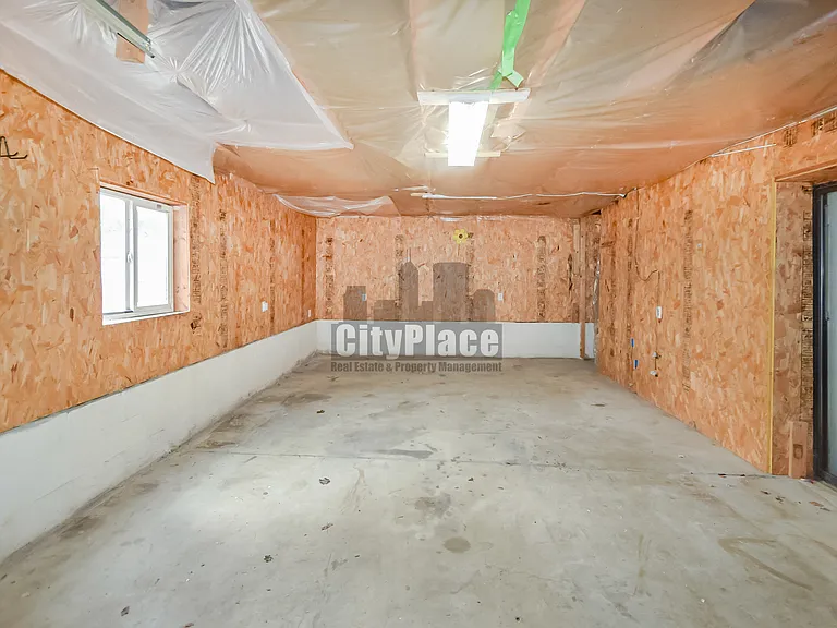 2633 S Randolph St #B — Photo 17
