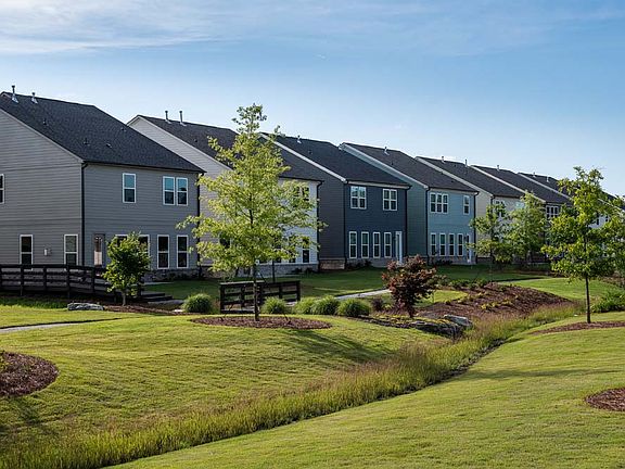 Your community green spaces and walking trails at Encore