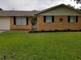 5905 Rosalyn Dr, Watauga, TX 76148