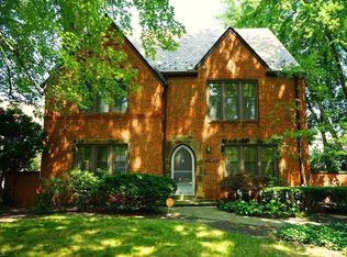 14615 Onaway Rd, Shaker Heights, OH 44120