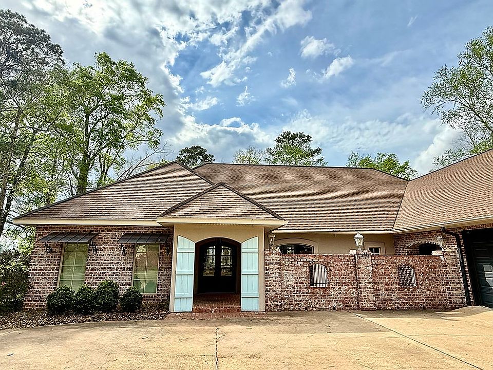 1st image of 1014 Hidden Ridge Dr