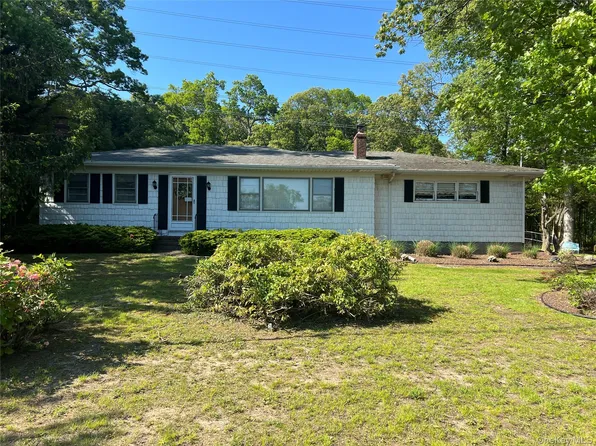1431 Motor Parkway, Hauppauge, NY 11788