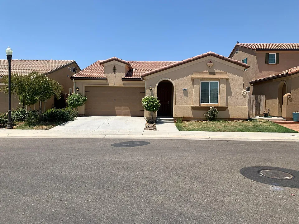 3436 Sanders Ave