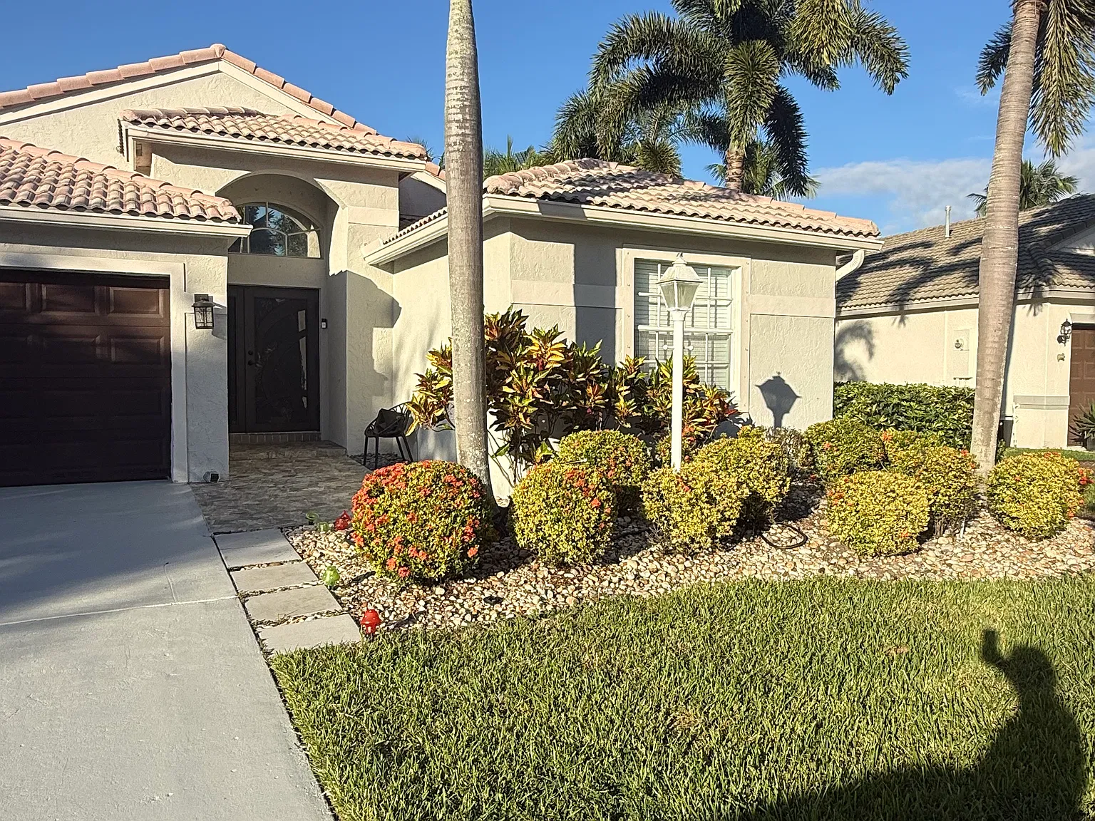3 bed, 1984 sqft, $4,300 — Photo 2