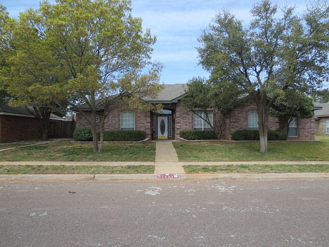 1st image of 4604 Rosewood Dr