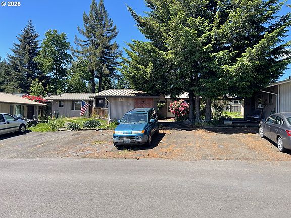 4th image of 441 SW Walnut St