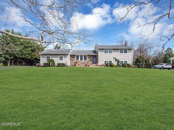 5th image of 167 Cloverdale Circle