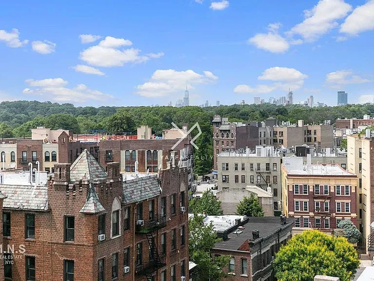 39 E 21st St #2D — Photo 16