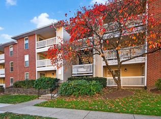 1511 Lincoln Way APT 104, McLean, VA 22102
