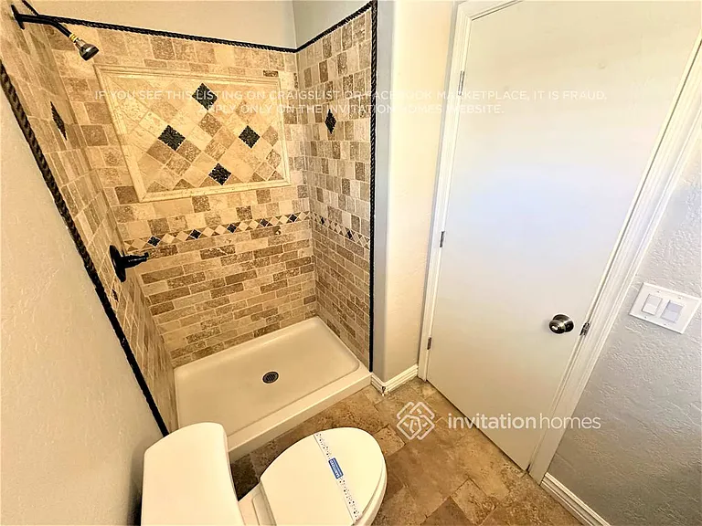 25541 W Pioneer St — Photo 10