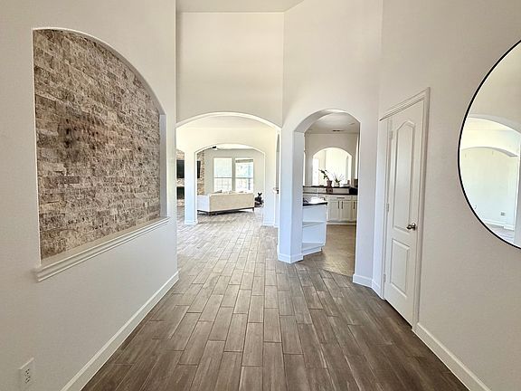 3rd image of 14805 Little Anne Dr