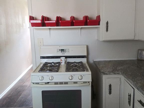 2nd image of 3212 35th St APT A