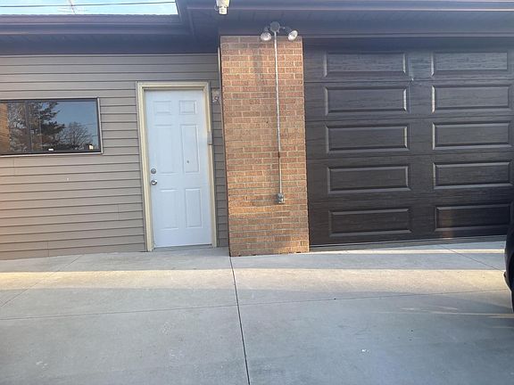 2nd image of 2900 Drexel AVENUE S S