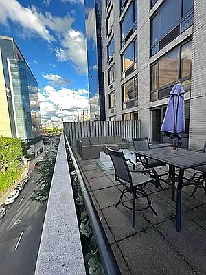 Rented by Park River | media 1