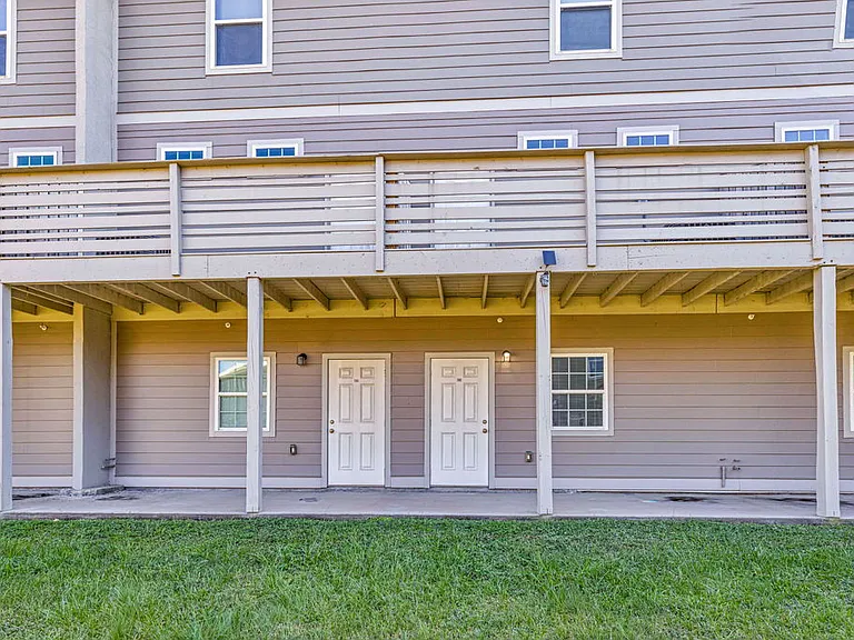 107 E Orchard Loop — Photo 17