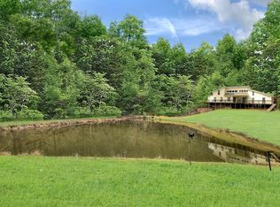 547 Canaan Rd, Ellijay, GA 30540