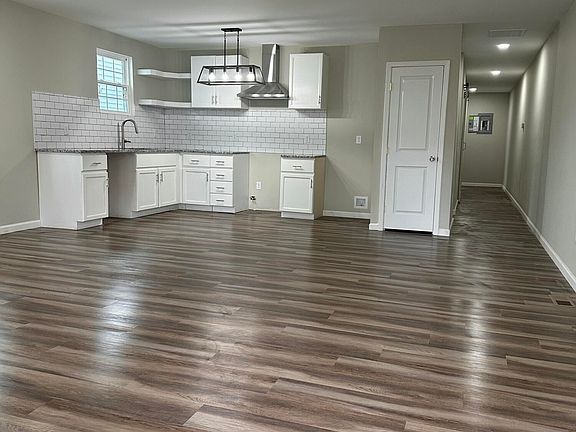 3rd image of 702 M St