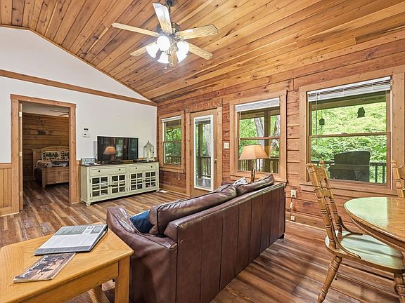 5th image of 10413 Lower Alarka Rd