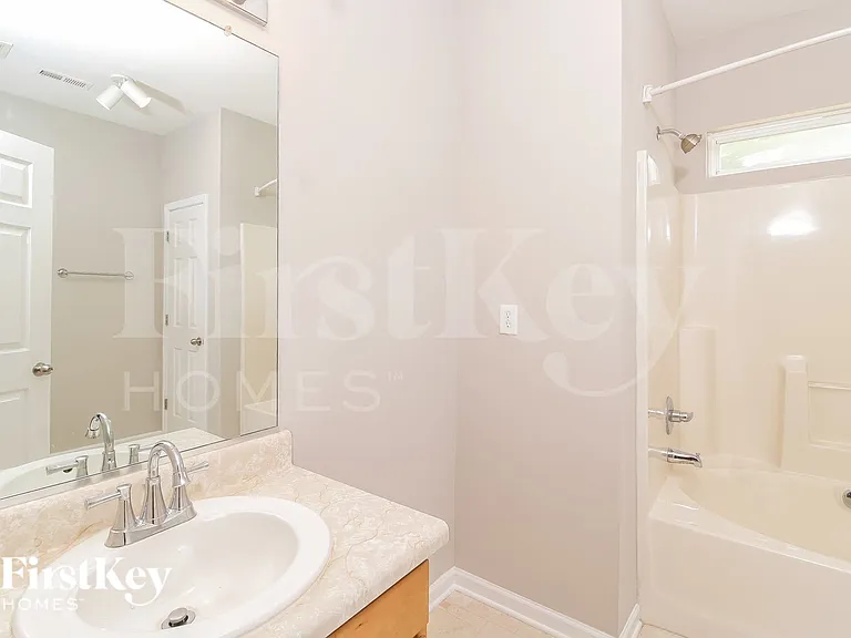 1810 Beeson Park Ln — Photo 7