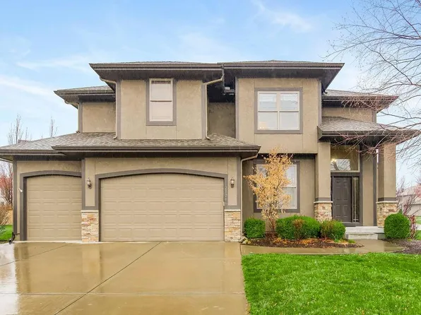 21206 W 114th Ter, Olathe, KS 66061