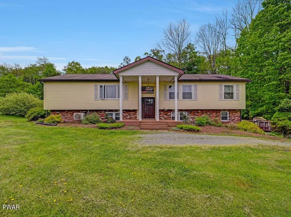 752 Milanville Rd, Beach Lake, PA 18405