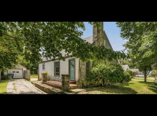 1246 E University St, Springfield, MO 65804