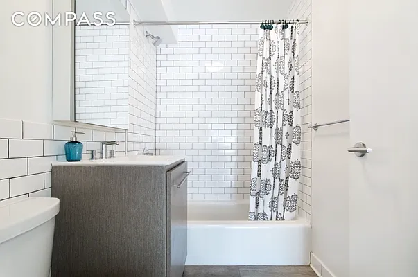 Rented by Compass | media 13