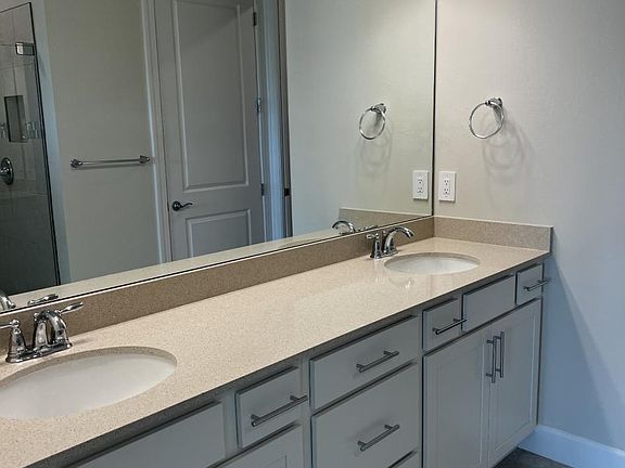 4th image of 17361 Corsini Dr