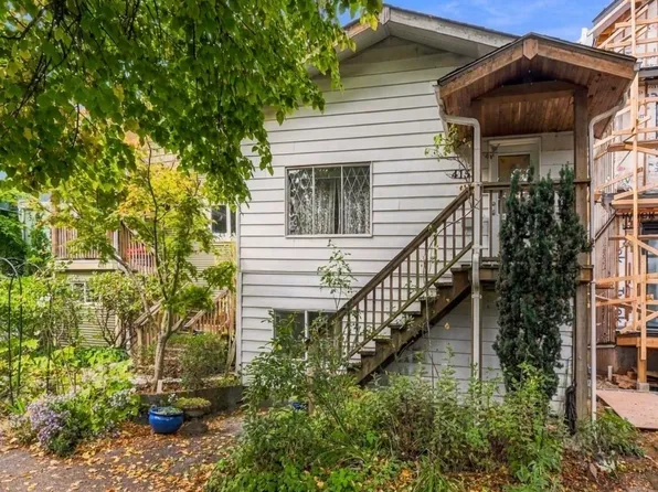 4153 John St, Vancouver, BC V5V 3W8