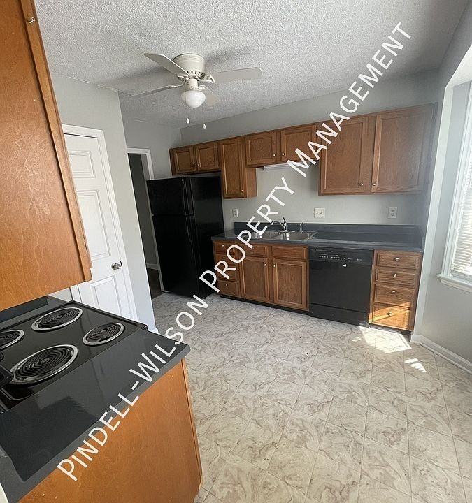 1st image of 6527 English Oaks Dr