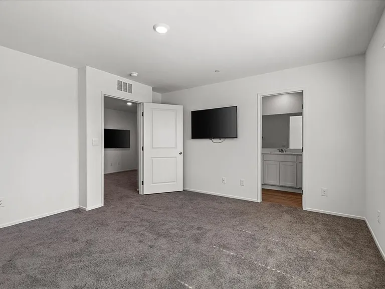 9366 Soothing Sea St — Photo 15