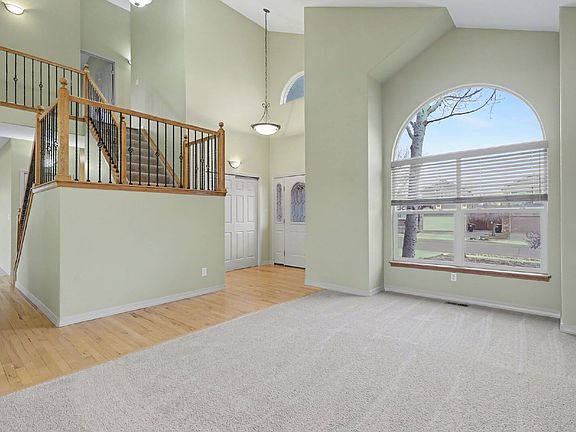 4th image of 5322 Balsam St