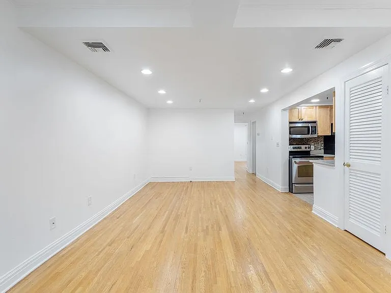 135 Garden St #4 — Photo 6