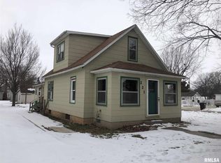 221 N Locust St, Toluca, IL 61369