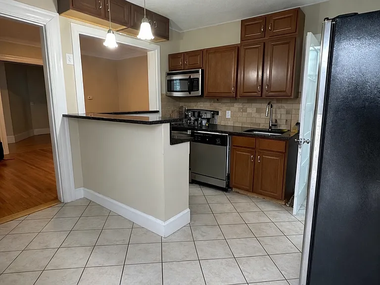 583 Watertown St #2 — Photo 18