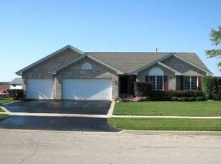 4727 Lindbloom Ln, Cherry Valley, IL 61016