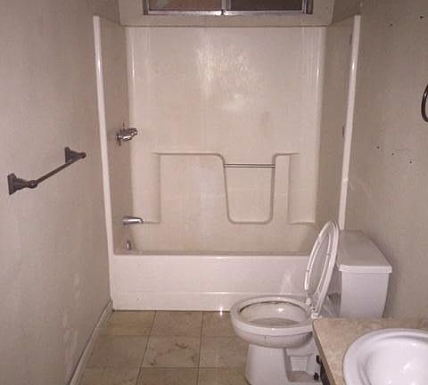 4th image of 4057 Fort Peck St