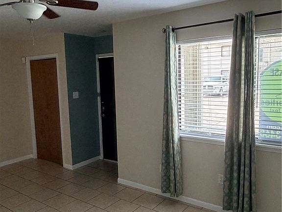 4th image of 4513 Carter Creek Pkwy APT 4